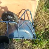 放棄地開拓にあったら便利な道具｜一輪車（パンクレス）と白い長靴の絶対的な信頼性